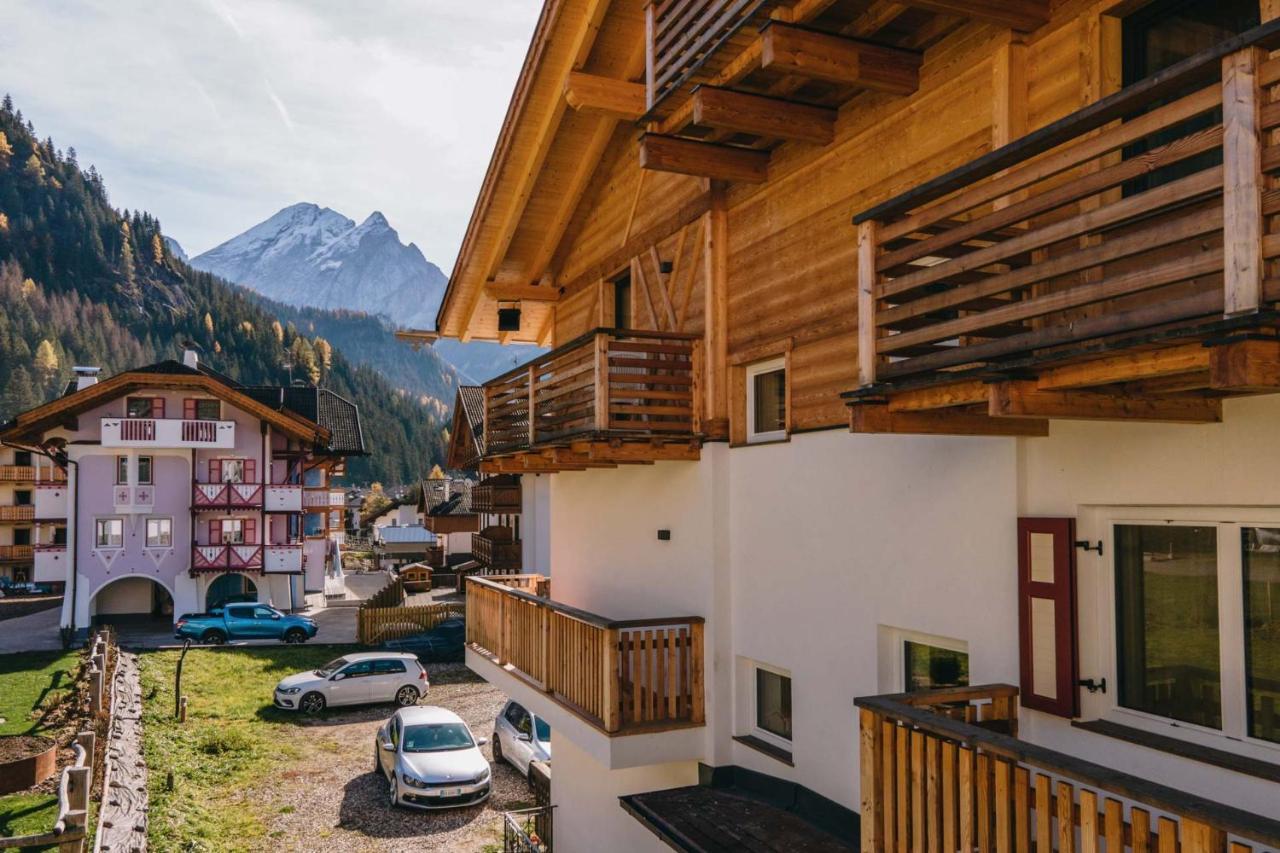 Appartamenti Cesa Soreie By Ama Val Di Fassa Canazei Bagian luar foto